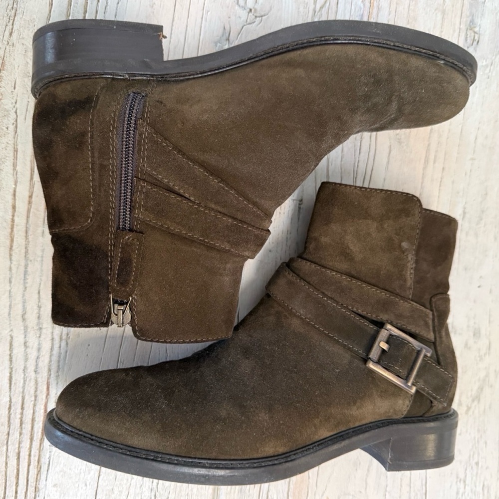 Women’s Aquatalia ankle bootie in brown suede size 7.5 - Picture 7 of 13